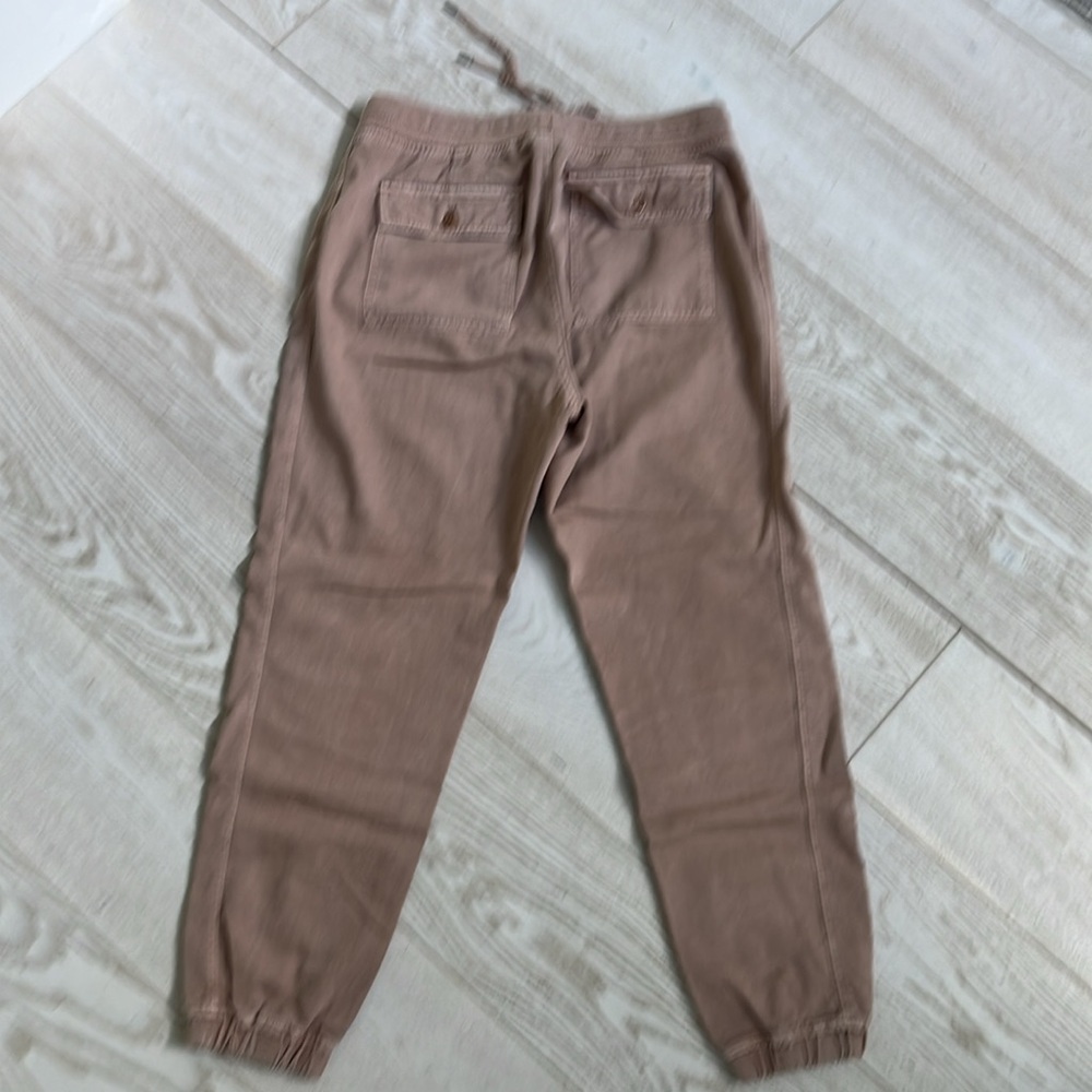 Women’s Gap size small dusty rose twill jogger. - Picture 5 of 6